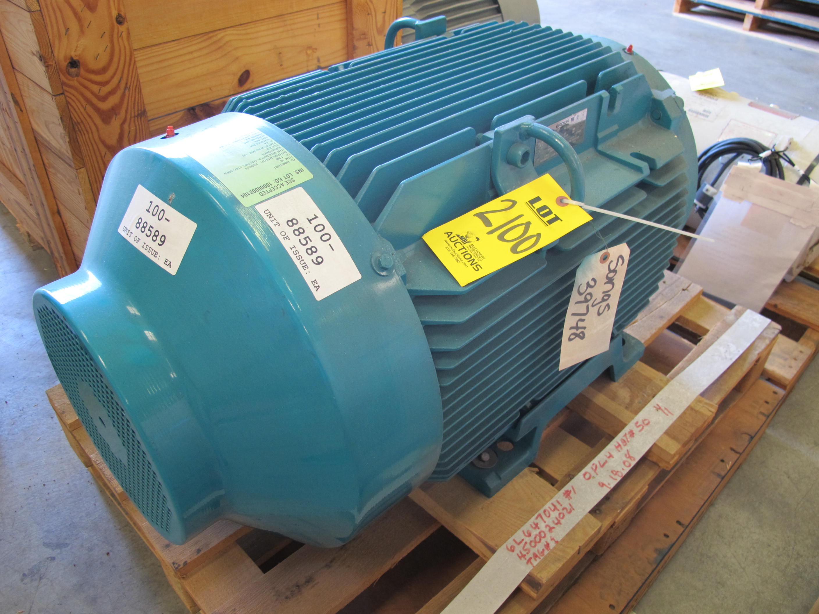 MOTOR, ELECTRIC TYPE, 67HP / 50KW HORSEPOWER, 460 VOLT ELEC RATING, 1780 RPM, WDF405TS (CAST IRON) FRAME, 80 AMPS, TEFC ENCLOSURE, CONTINUOUS DUTY, 1.15 SERVICE FACTOR. CLASS F INSULATION. TWO 200W,240V HEATERS IN PARALLEL, 80 C HEAT-RISE OVER 40 C AMBIENT. NEMA DESIGN B, NEMA CODE G. 3" AND 3/4" ENTRACE CONDUITS FROM TOP OF TERMINAL BOX. EQUIPPED WITH METAL FAN. PART # 3229219WC-99 (W-44) LOADING & HANDLING FEE $15-